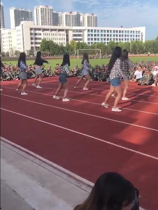 跳舞小姐姐视频吃瓜网在线观看