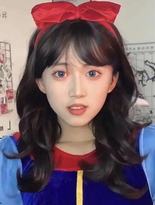 网红吃瓜男扮女装视频播放